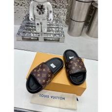 Louis Vuitton Slippers